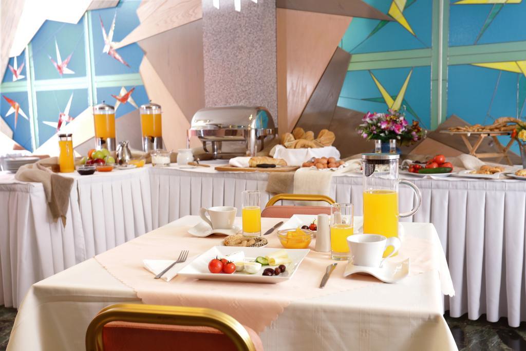 Xenophon Hotel Atene Esterno foto