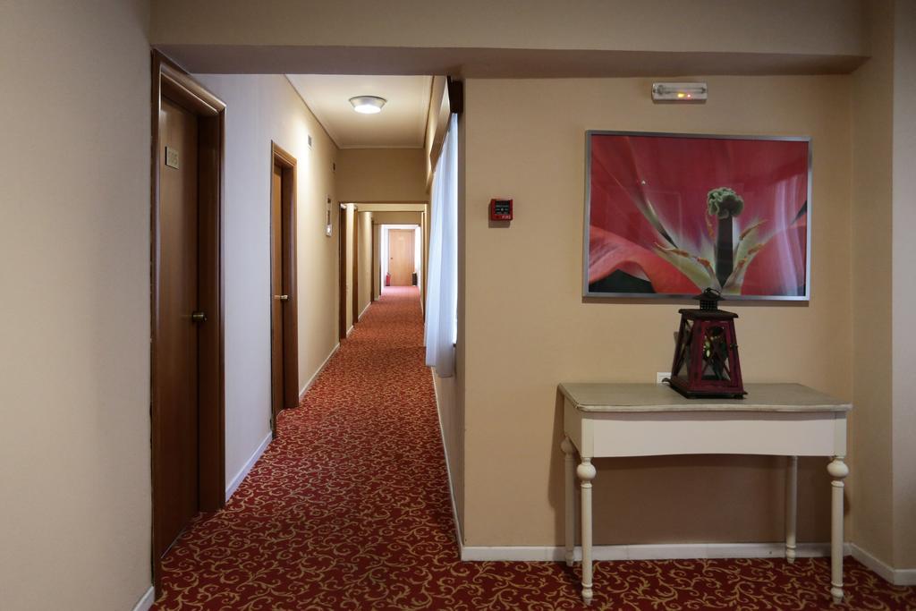 Xenophon Hotel Atene Esterno foto