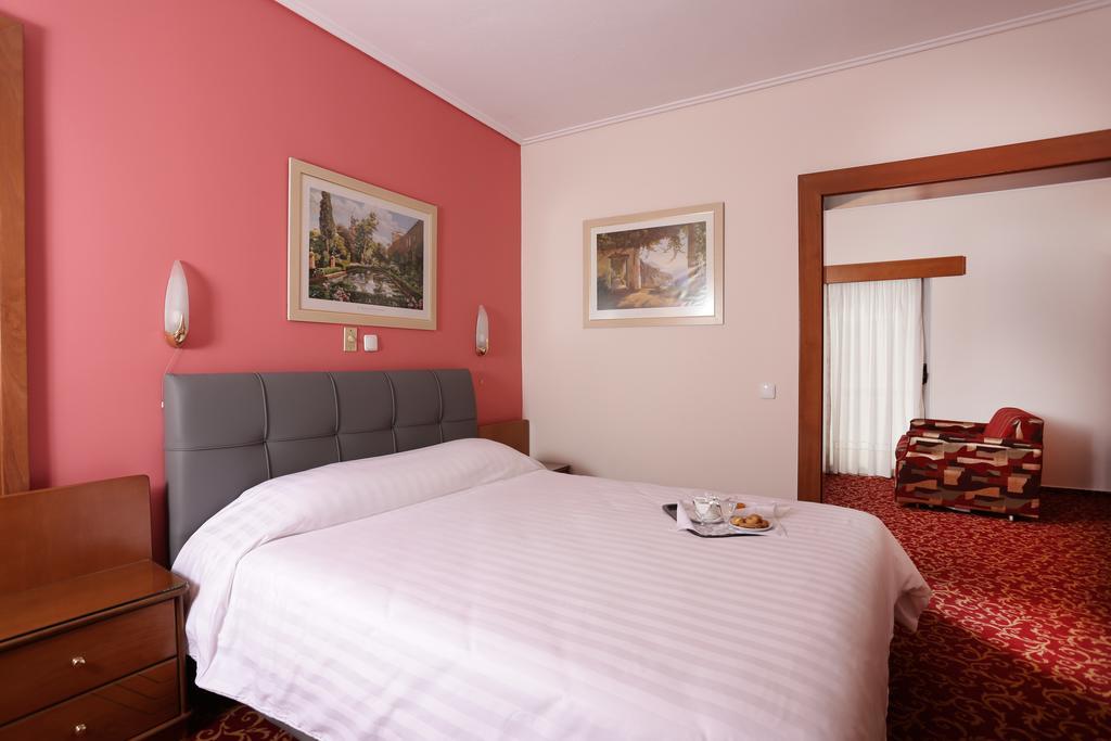 Xenophon Hotel Atene Esterno foto