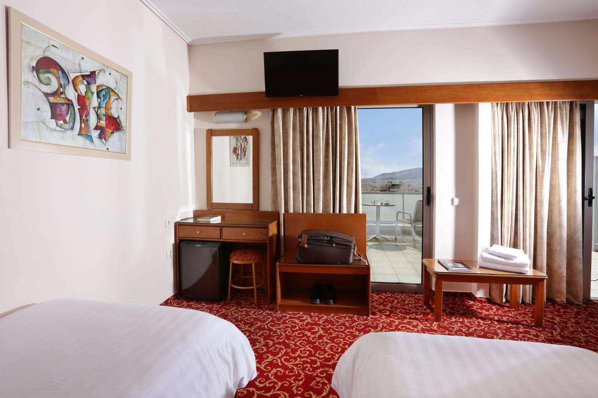 Xenophon Hotel Atene Esterno foto