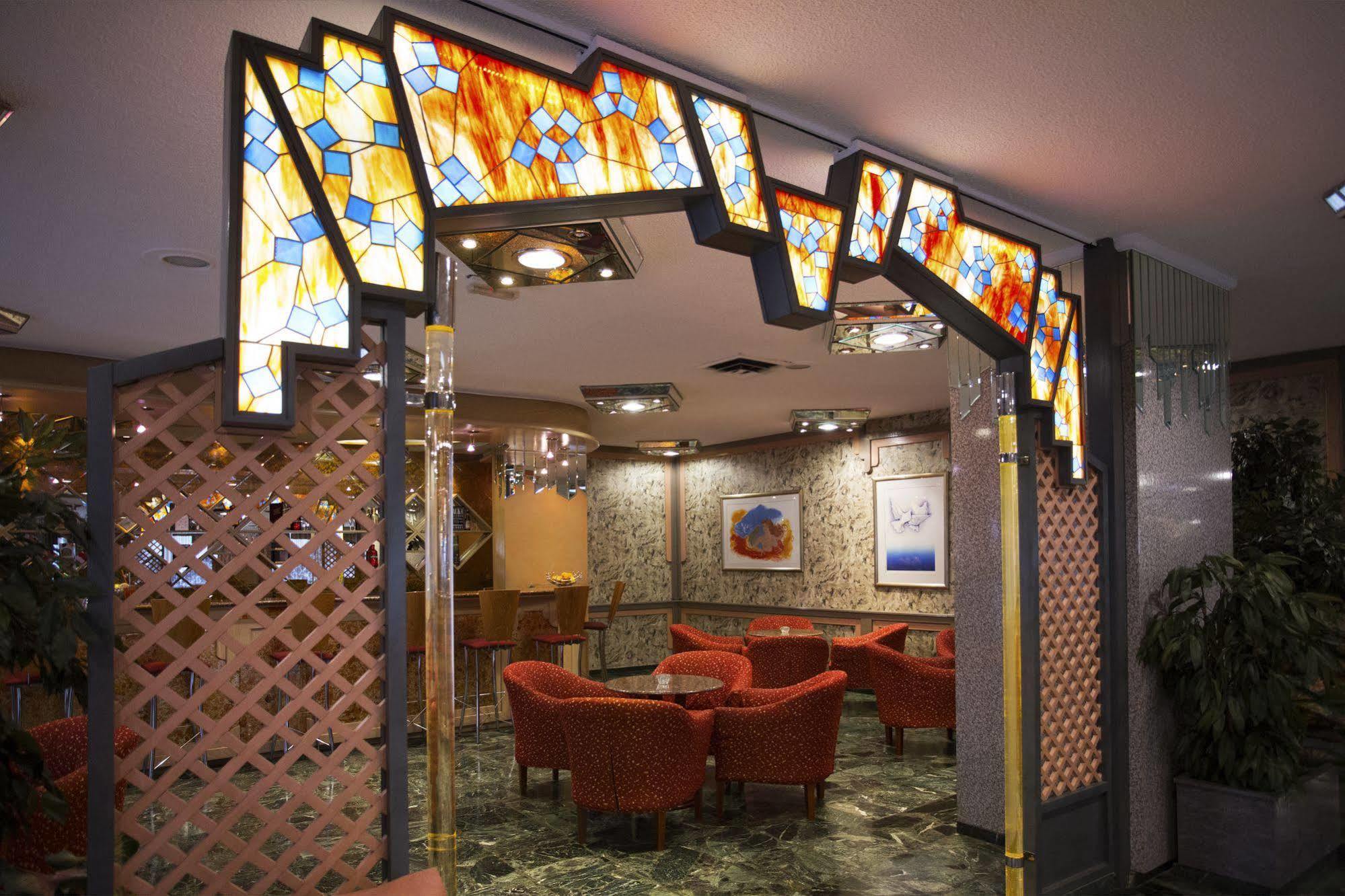 Xenophon Hotel Atene Esterno foto
